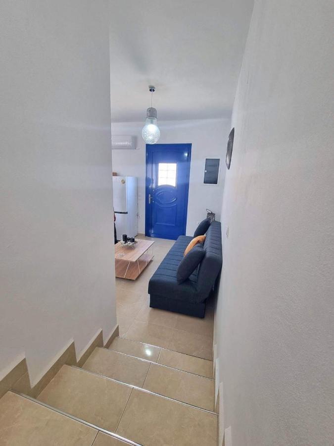 Livadia  Dionysia Apartments מראה חיצוני תמונה